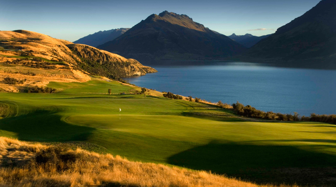Jacks Point - Cloud 9 Golf & Travel