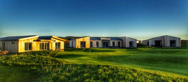 dundonald-links-lodges